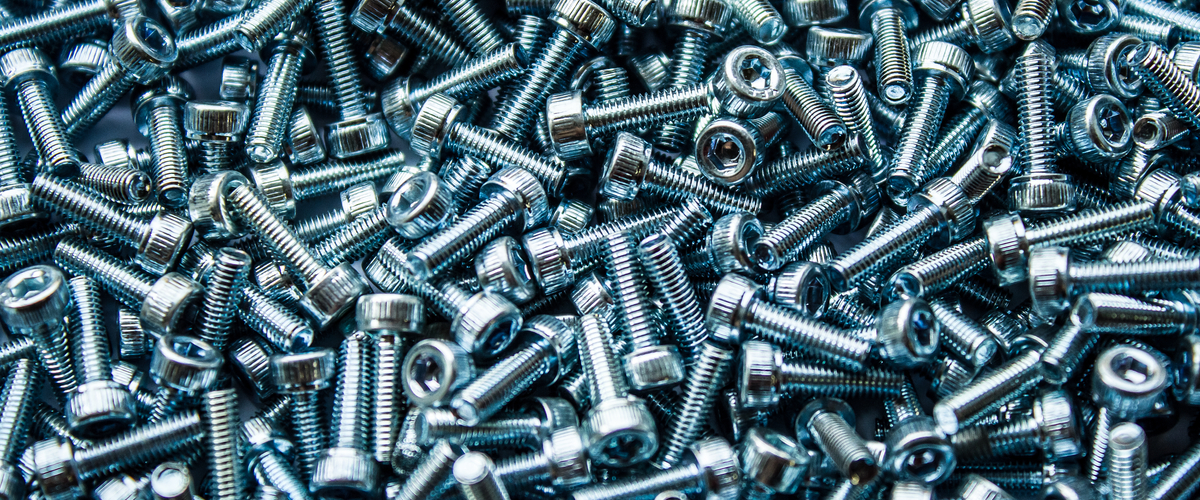 fasteners-shutterstock_460035634.jpg